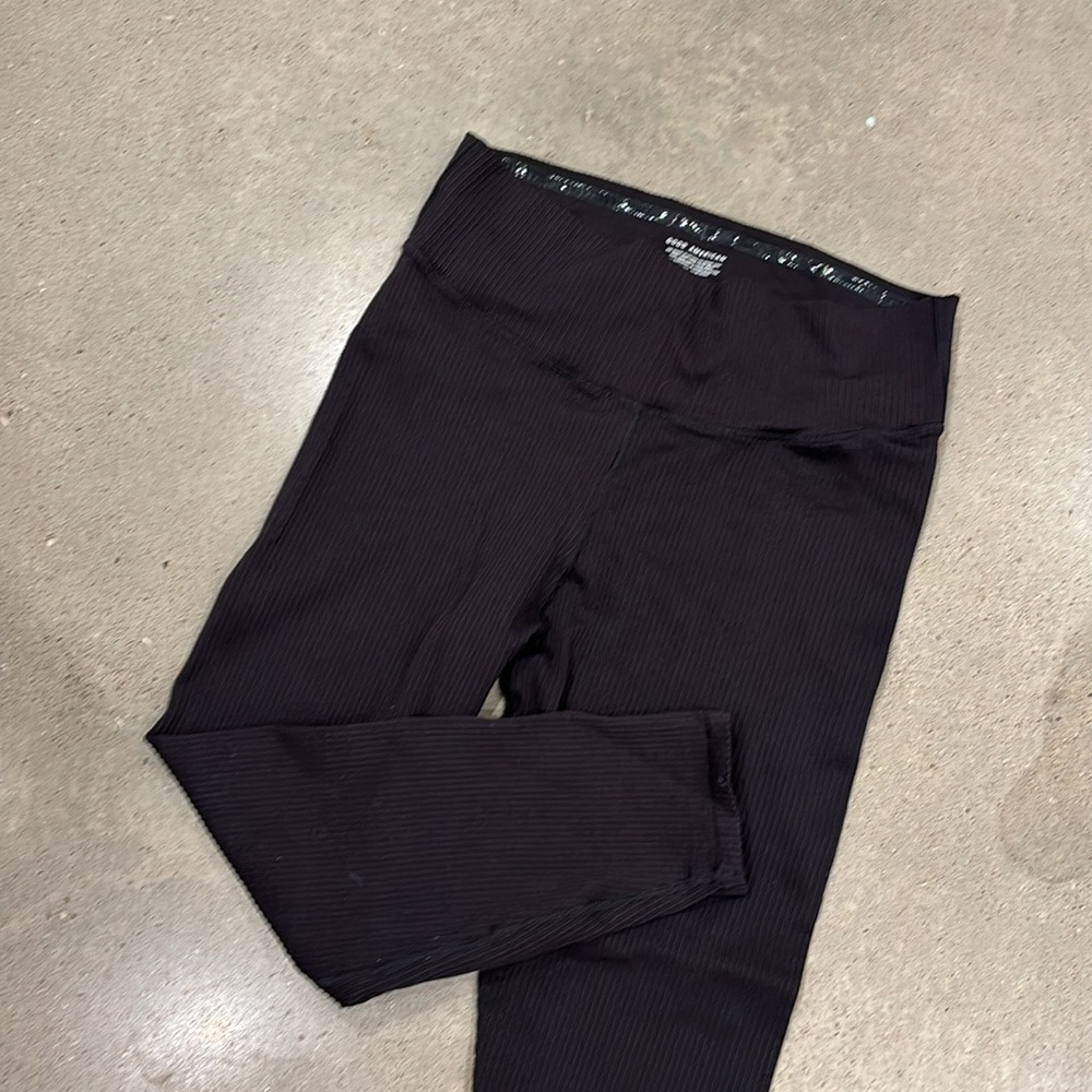 Nice khloe Kardashian tights - Picture 3 of 5